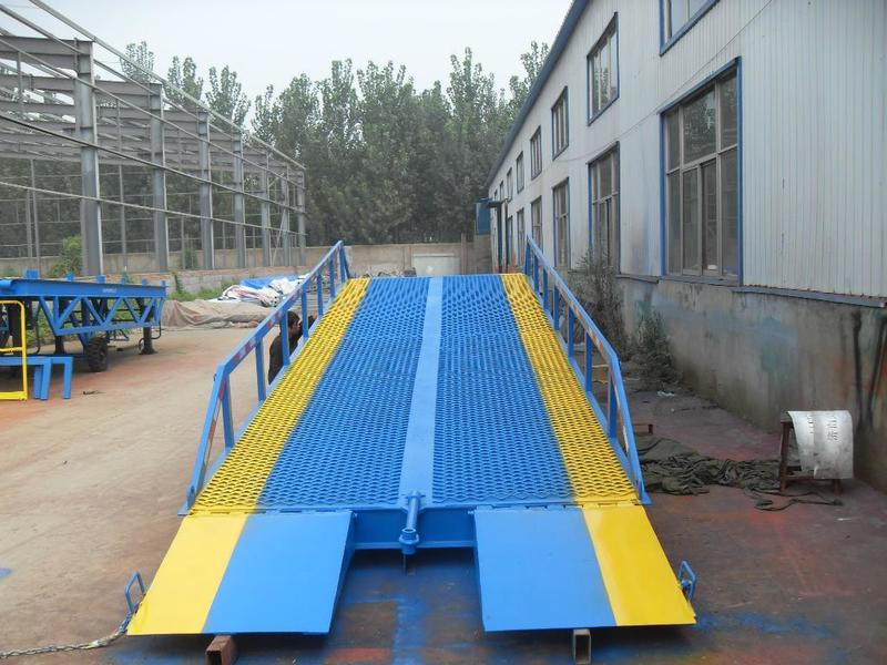 北京移动装卸登车桥